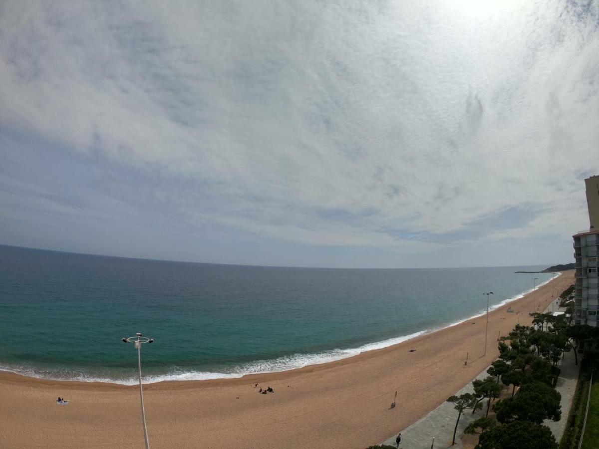 Apartamento A Primera Linea De Mar En Platja D'Aro Eksteriør billede